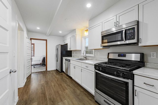 15 14th Street NE, Faribault, MN 55021