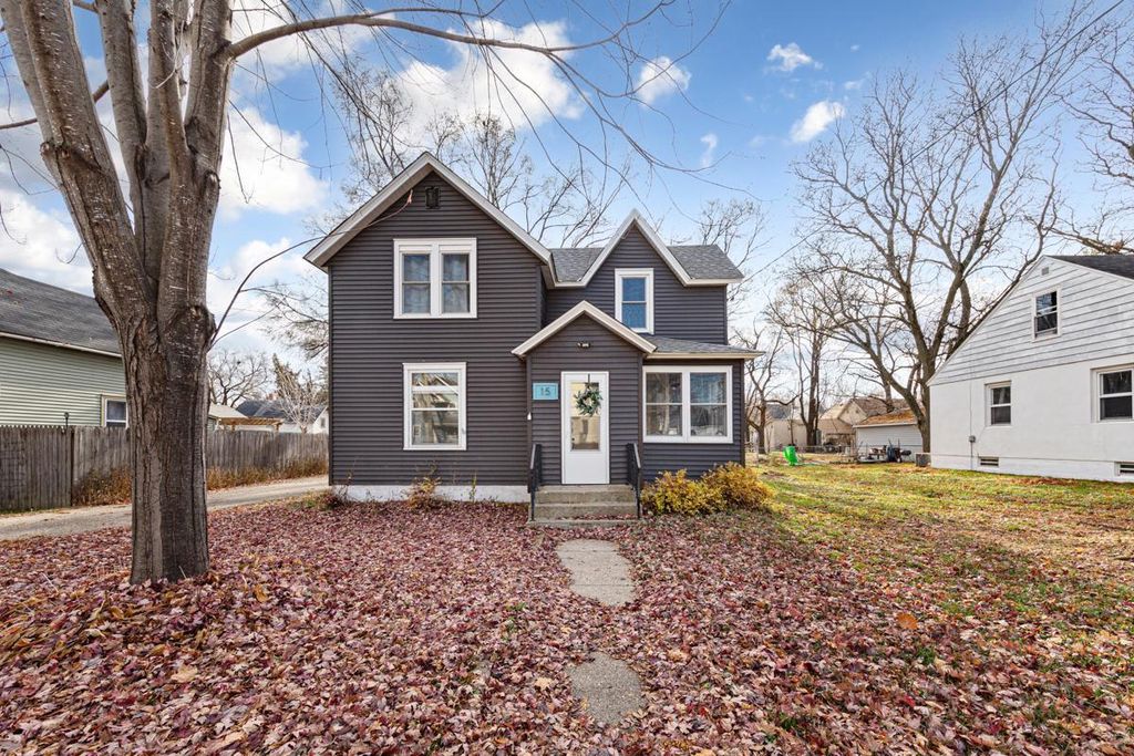 15 14th Street NE, Faribault, MN 55021