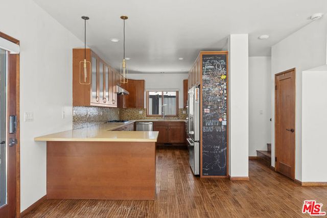 660 San Juan Avenue, Venice, CA 90291