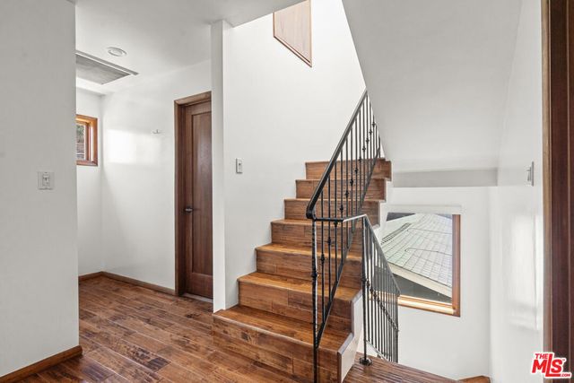 660 San Juan Avenue, Venice, CA 90291