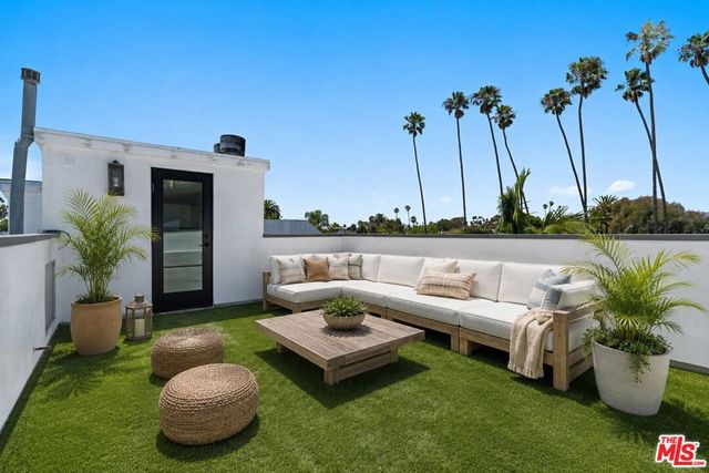 660 San Juan Avenue, Venice, CA 90291