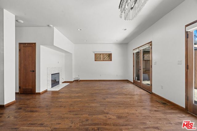 660 San Juan Avenue, Venice, CA 90291