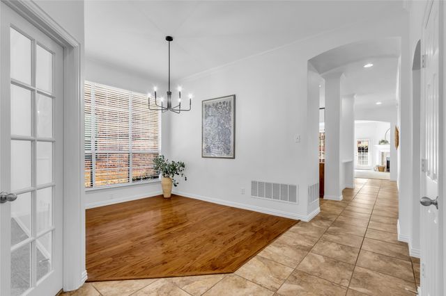 1140 Wilson Drive, Lantana, TX 76226