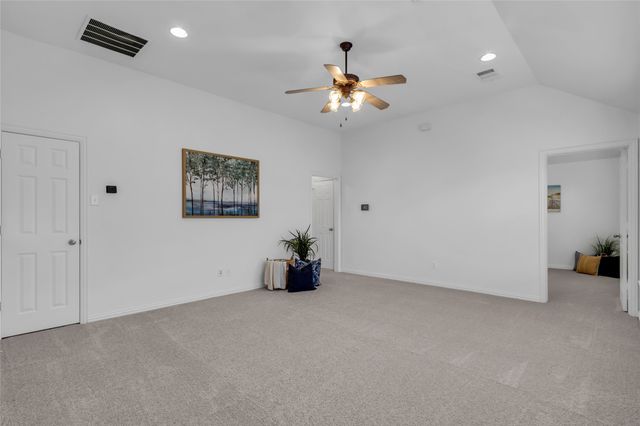 1140 Wilson Drive, Lantana, TX 76226