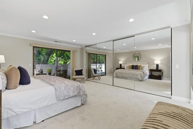 26 Deep Well, Los Altos, CA 94022