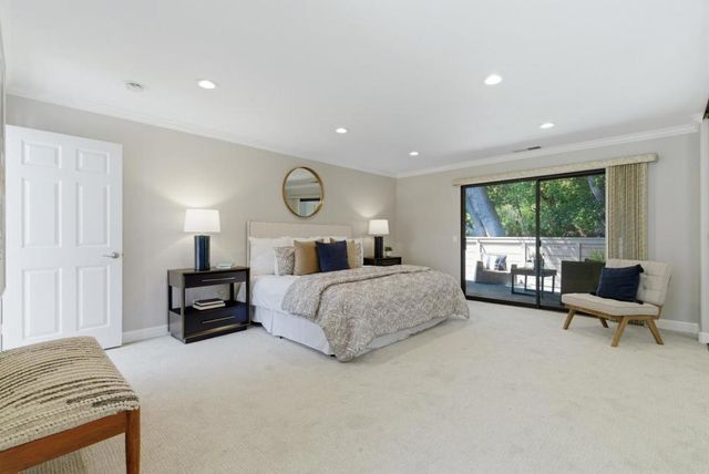 26 Deep Well, Los Altos, CA 94022