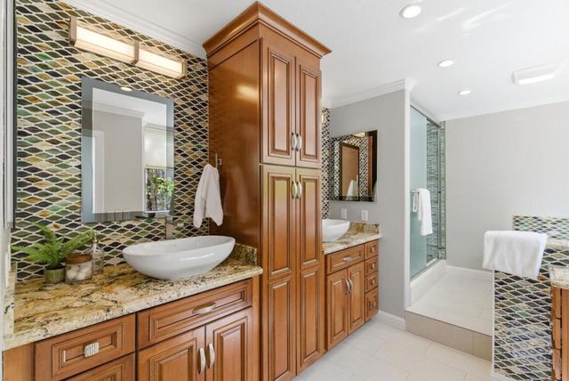 26 Deep Well, Los Altos, CA 94022