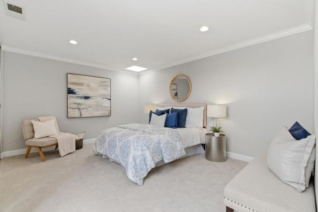 26 Deep Well, Los Altos, CA 94022