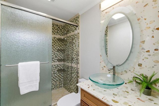 26 Deep Well, Los Altos, CA 94022