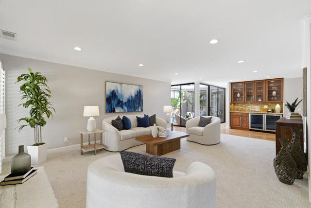 26 Deep Well, Los Altos, CA 94022