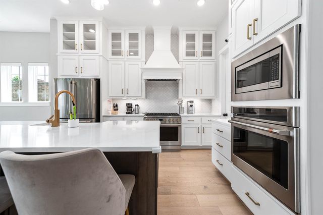 3102 Somerset Levens Lane, Houston, TX 77055