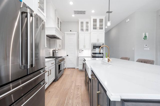 3102 Somerset Levens Lane, Houston, TX 77055