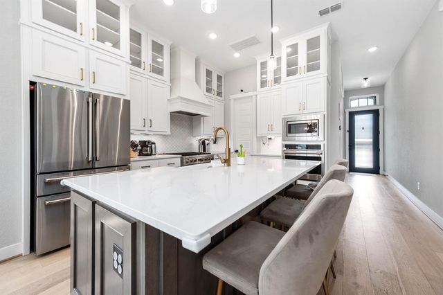 3102 Somerset Levens Lane, Houston, TX 77055