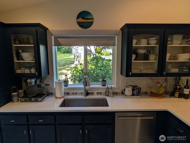 179 NW 12th Court, Oak Harbor, WA 98277