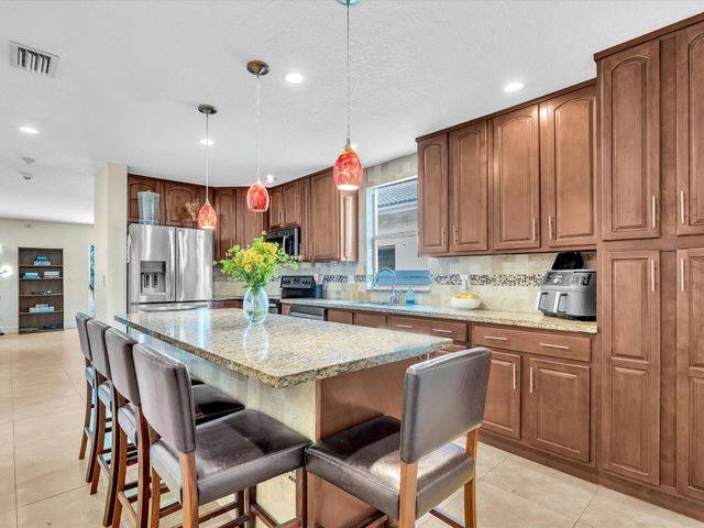 10909 NW 46th Drive, Coral Springs, FL 33076