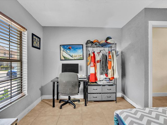 10909 NW 46th Drive, Coral Springs, FL 33076