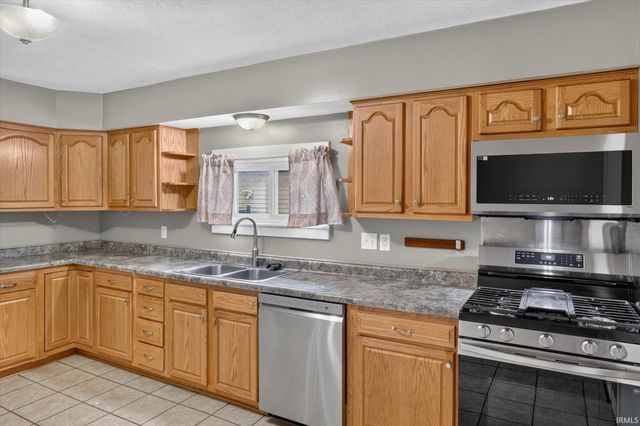 730 Reddick Street, Mishawaka, IN 46544