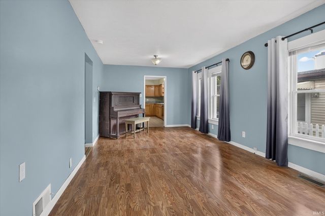 730 Reddick Street, Mishawaka, IN 46544
