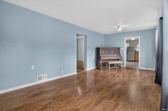 730 Reddick Street, Mishawaka, IN 46544