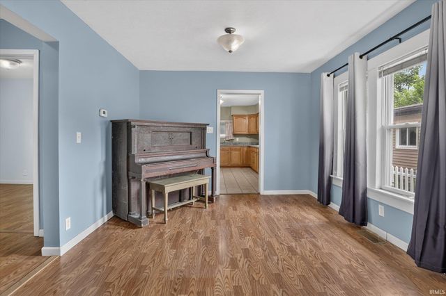 730 Reddick Street, Mishawaka, IN 46544