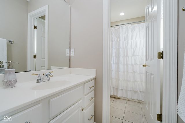 11306 Treyburn Drive, Fishers, IN 46037