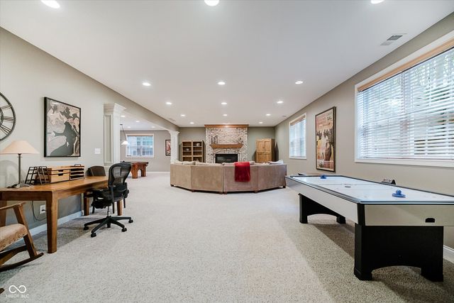 11306 Treyburn Drive, Fishers, IN 46037