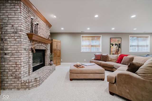 11306 Treyburn Drive, Fishers, IN 46037