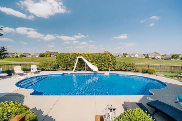 11306 Treyburn Drive, Fishers, IN 46037