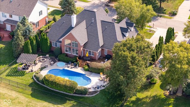 11306 Treyburn Drive, Fishers, IN 46037