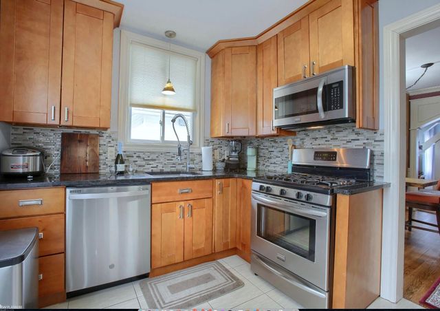 736 Gardenia Avenue, Royal Oak, MI 48067