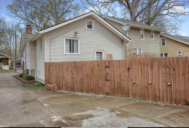 736 Gardenia Avenue, Royal Oak, MI 48067