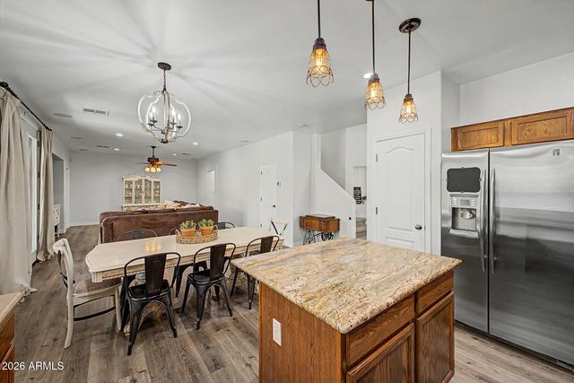 11327 E SONRISA Avenue, Mesa, AZ 85212