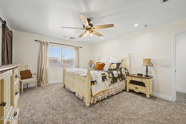 11327 E SONRISA Avenue, Mesa, AZ 85212