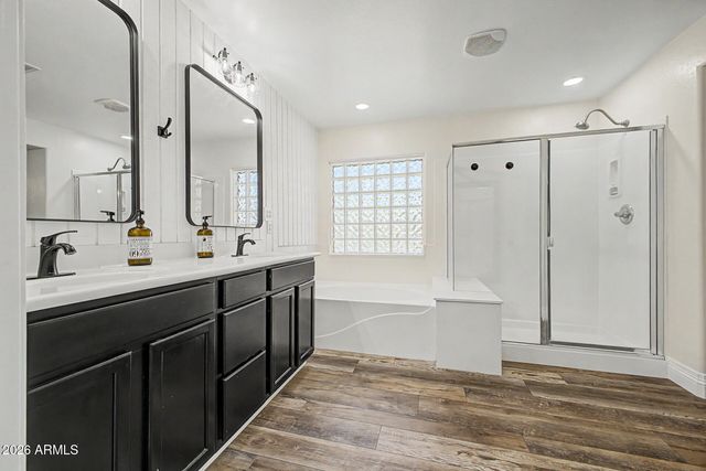 11327 E SONRISA Avenue, Mesa, AZ 85212