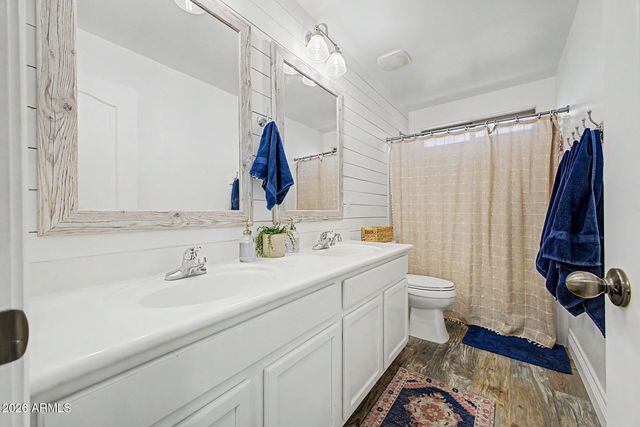 11327 E SONRISA Avenue, Mesa, AZ 85212