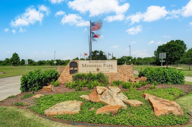 4415 April Meadow Way, Sugar Land, TX 77479