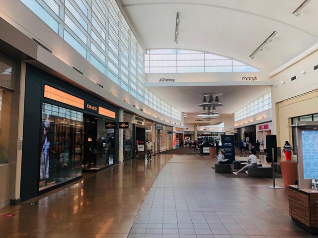 4415 April Meadow Way, Sugar Land, TX 77479