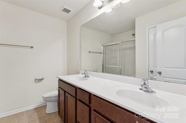 10439 Benfield Road, Charlotte, NC 28269