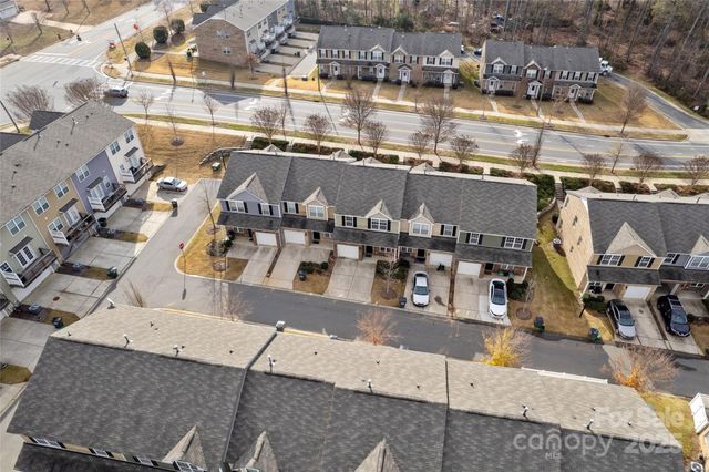 10439 Benfield Road, Charlotte, NC 28269