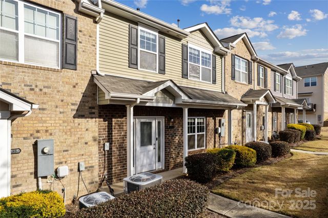 10439 Benfield Road, Charlotte, NC 28269