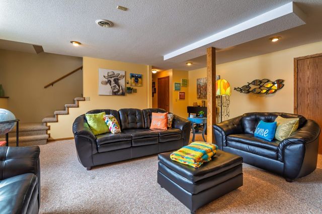 17096 Skyview Drive NW, Bemidji, MN 56601