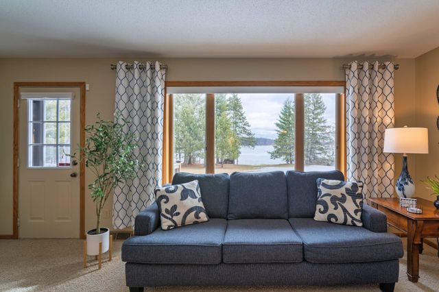 17096 Skyview Drive NW, Bemidji, MN 56601