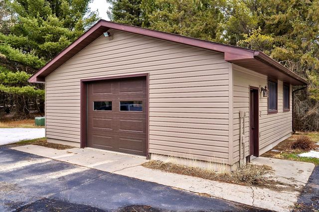 17096 Skyview Drive NW, Bemidji, MN 56601