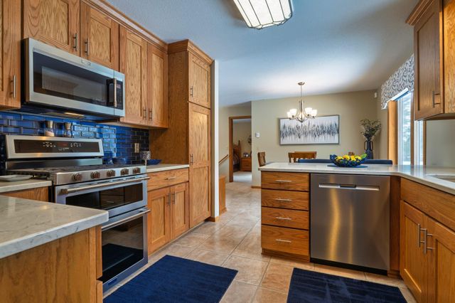 17096 Skyview Drive NW, Bemidji, MN 56601