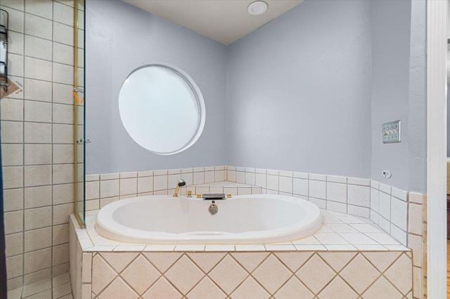 206 Buoy DR, Georgetown, TX 78633