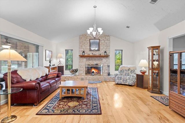 206 Buoy DR, Georgetown, TX 78633