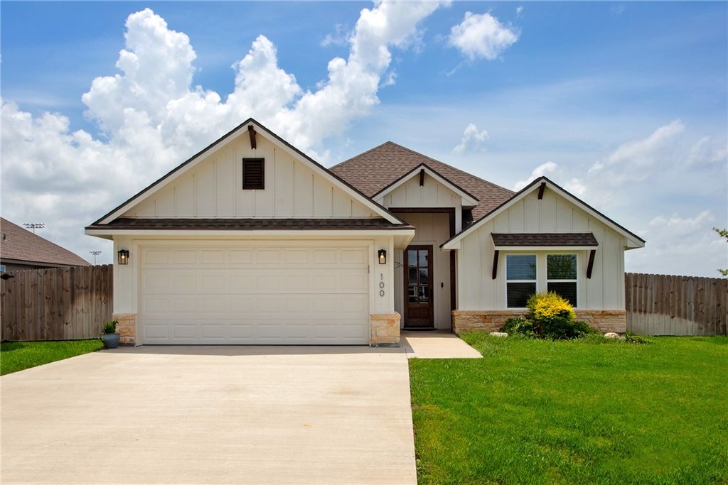 100 Turnrow Cove, Snook, TX 77878 — exterior