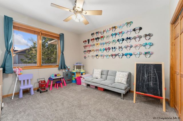 5736 BLUE BLUFF, Cheyenne, WY 82009