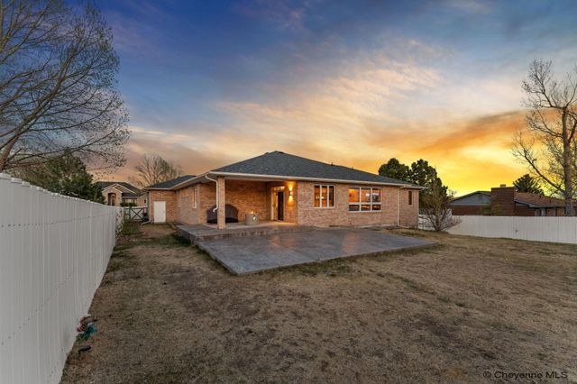 5736 BLUE BLUFF, Cheyenne, WY 82009
