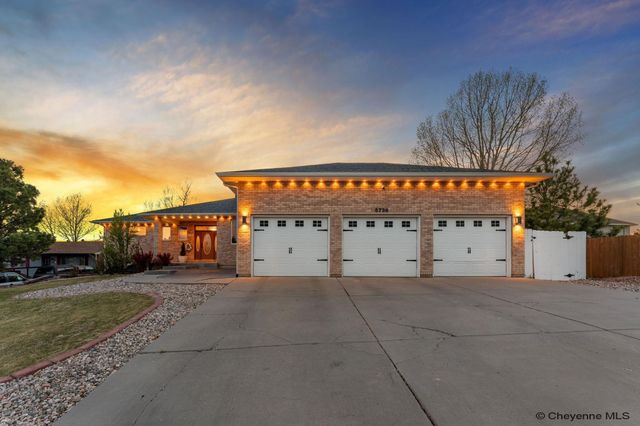 5736 BLUE BLUFF, Cheyenne, WY 82009